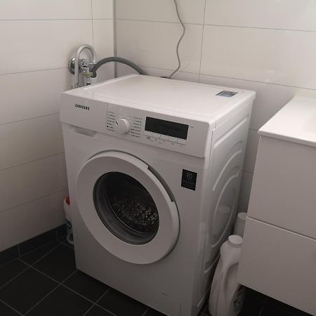 New 2 Bed Room Apartment In 할렌 외부 사진